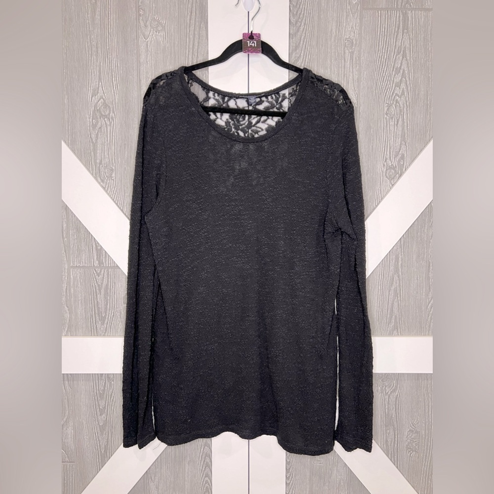 141. American Eagle Outfitters Black Long Sleeve Lace Top XL
